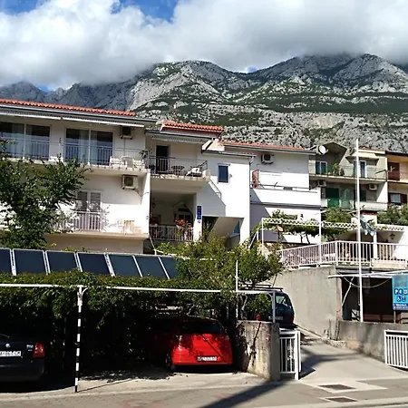 With A Parking Space - 6784 Apartment Makarska