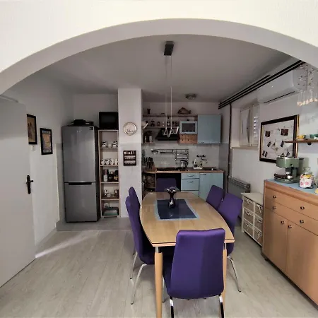 With A Parking Space - 6784 Apartment Makarska