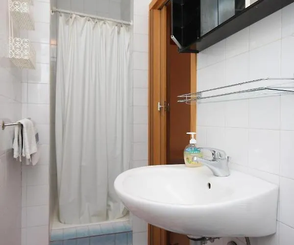 With Parking Space - 6784 Makarska